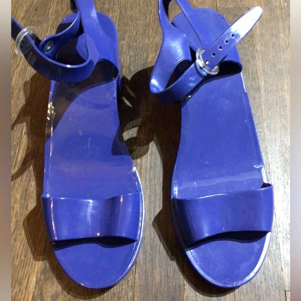 NEW! Los Angeles Apparelmrare colorCornflower Blue  Ankle-Strap heels